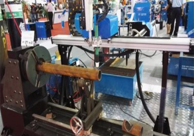 Машина за рязане на въздух с малка / малка форма CNC