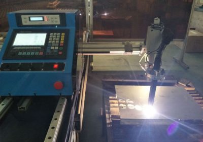CNC плазмена машина за рязане на метал