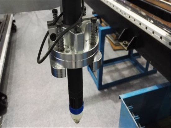 Евтини преносими CNC плазма рязане машина с фабрика ниска цена плазма фреза направени в Китай